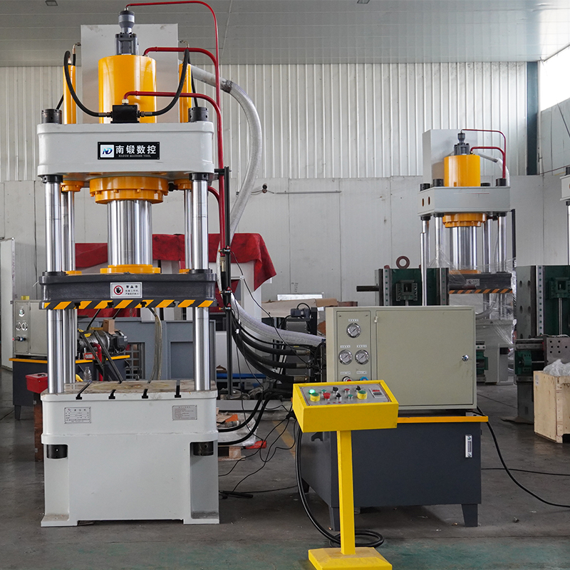 200噸快速油壓機(jī)三梁四柱液壓機(jī)