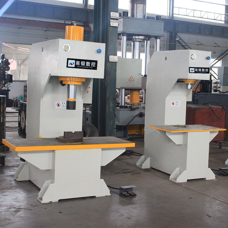 廠家直銷63T單臂油壓機