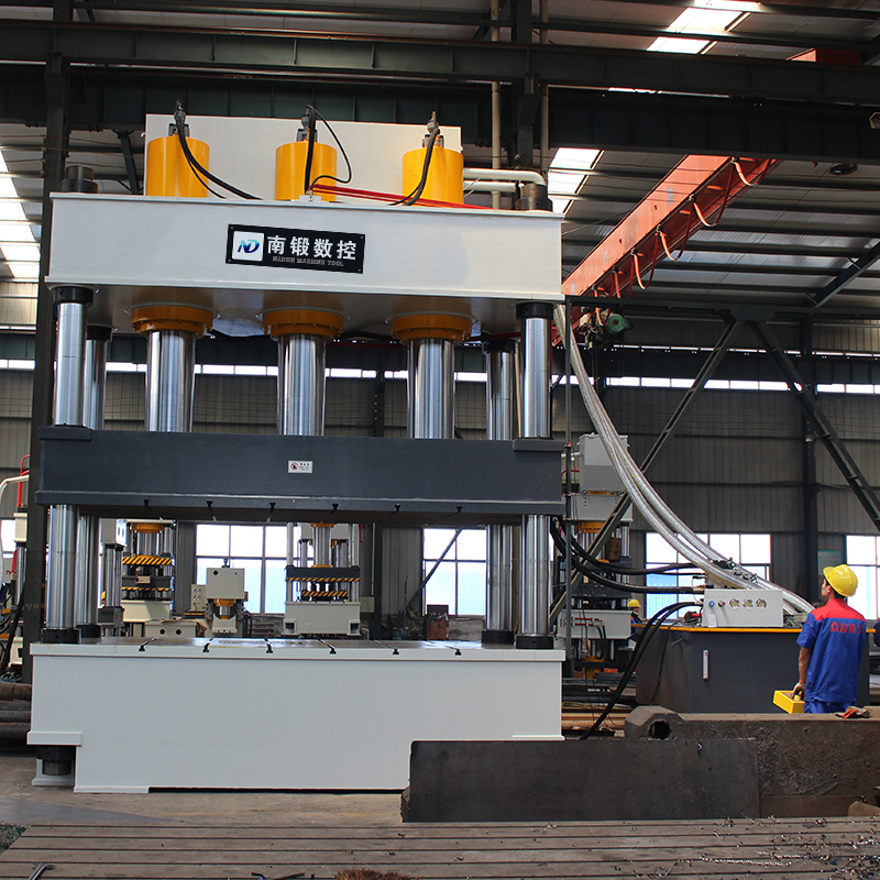 新油壓機(jī)與二手油壓機(jī)的區(qū)別