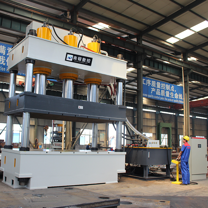 滕州1500噸新能源電池殼模壓液壓機