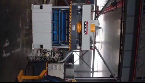 315噸營養土育苗塊成型液壓機試機視頻 