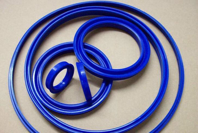 四柱油壓機怎么換油封？