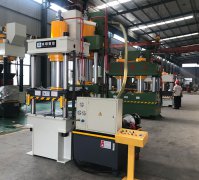 四柱油壓機空氣濾清器的作用？