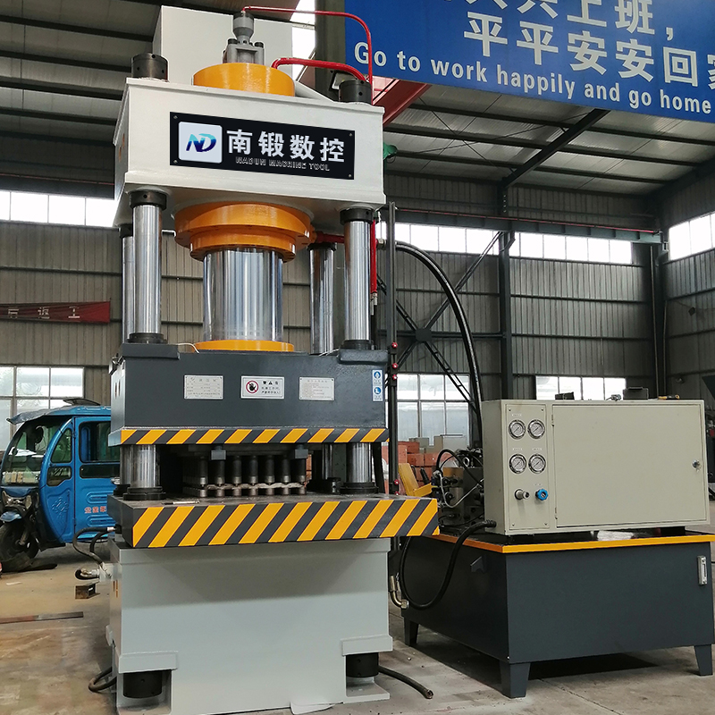 油壓機(jī)-育苗塊油壓機(jī)/液壓機(jī)的發(fā)展趨勢(shì)