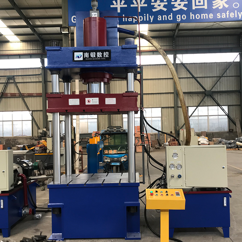 315噸三梁四柱液壓機 灰斗車?yán)斐尚陀蛪簷C