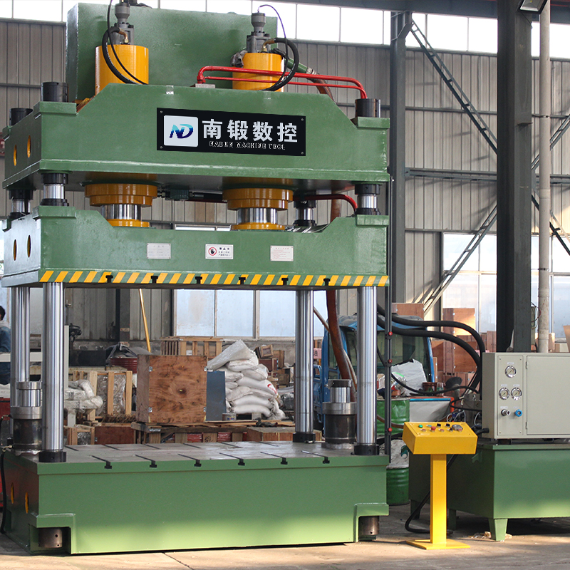 復合材料井蓋熱壓成型油壓機,工藝流程復雜嗎？