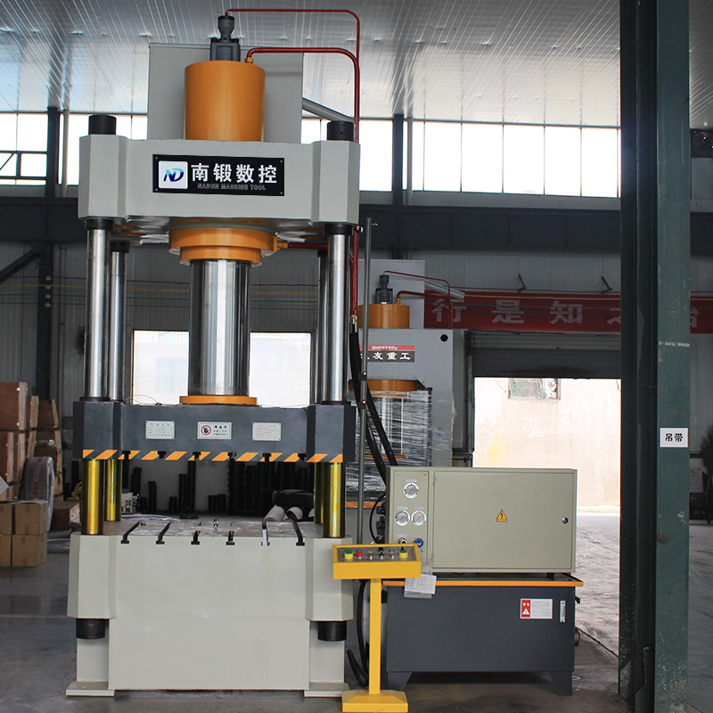 300t常規(guī)三梁四柱油壓機 金屬拉伸油壓機