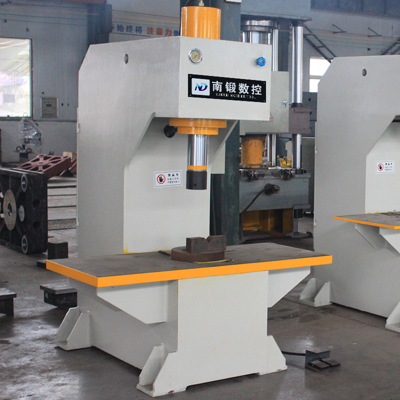 63T單臂油壓機，63TC形壓裝校直油壓機