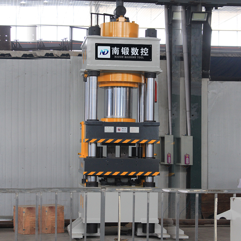 630T牛羊舔磚成型油壓機，鹽磚成型油壓機一出二