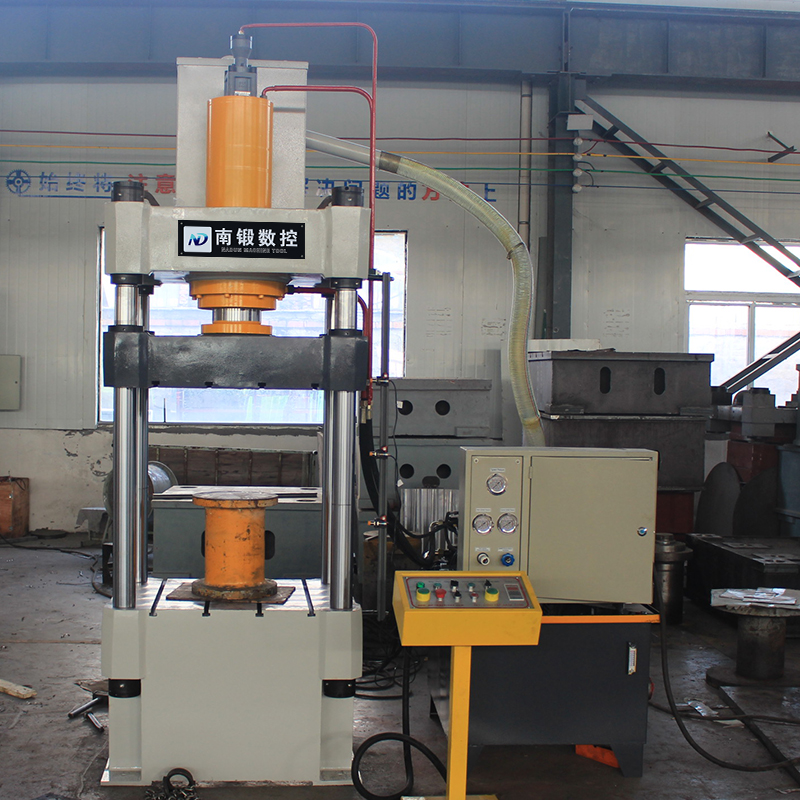 200T三梁四柱油壓機,200噸金屬拉伸成型油壓機