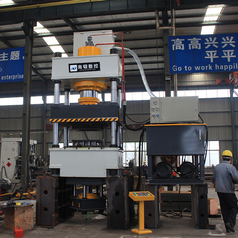 500噸液壓機(jī)廠家液壓墊拉伸成型壓力機(jī)南鍛數(shù)控