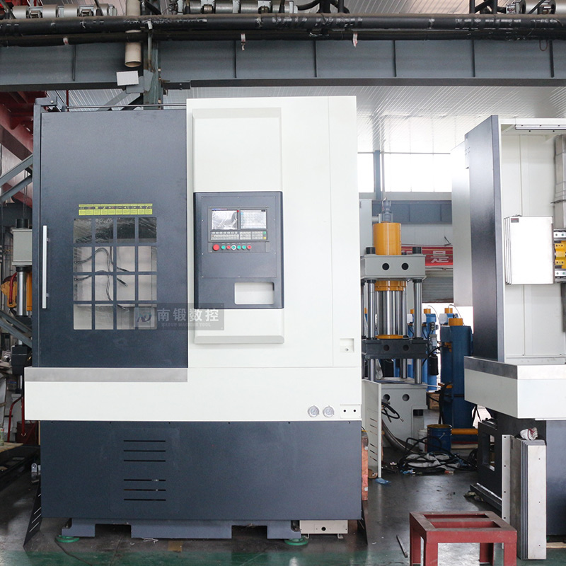 VTC750數控立車輪轂剎車鼓自動鼓切削立車滕州南鍛數控