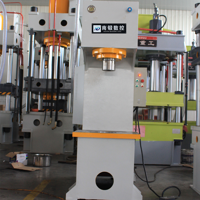 單臂液壓機100噸單柱油壓機C型壓力機滕州南鍛數控