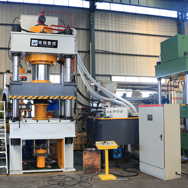 630噸拉伸機不銹鋼金屬薄板拉伸成型油壓機滕州南鍛數控