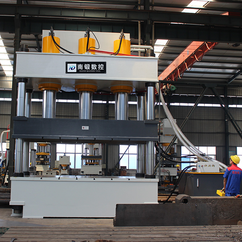 1000噸液壓機(jī)半掛車不銹鋼擋泥板拉伸成型油壓機(jī)